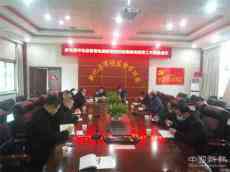 湖南新化县市场监管局党旗高高飘扬在肺炎疫情第一线