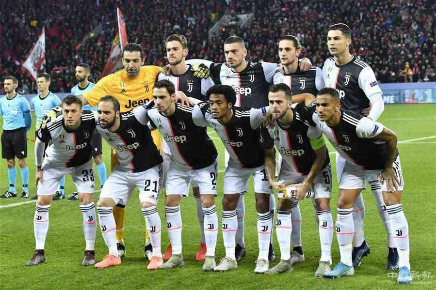 (体育)(2)足球——尤文图斯宣布球队将临时降薪