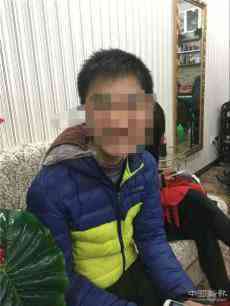 贵州三穗：儿子先患病后坠亡 家长状告学校索赔96万