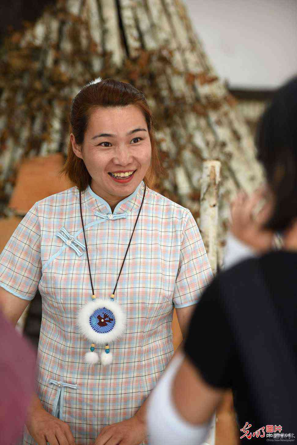 【幸福花开新边疆】鄂温克族：太阳花开 小彩珠串起致富彩虹