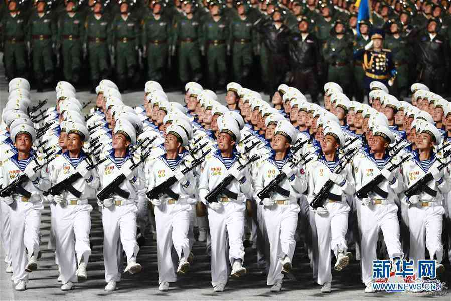 （国际）（4）朝鲜举行阅兵式庆祝劳动党建党75周年