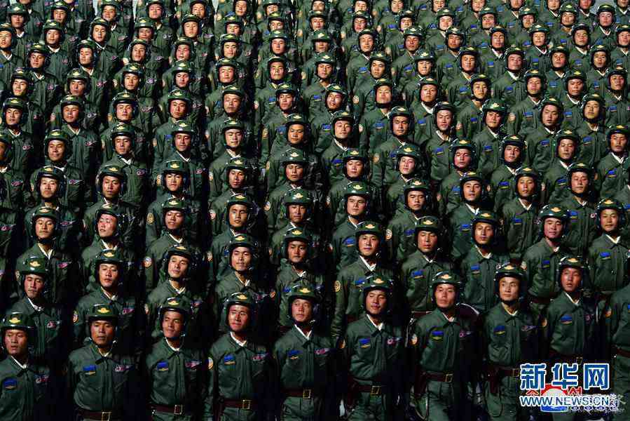 （国际）（7）朝鲜举行阅兵式庆祝劳动党建党75周年