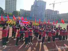 湖南嘉禾县珠泉中学隆重举行第十四届田径运动会开幕式