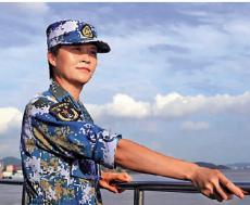 韦慧晓圆梦 成中国海军首位女舰长