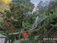 益阳安化发生山林大火，代县长亲临现场指挥灭火