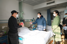 珠晖区领导走访慰问建国前老党员和专家人才