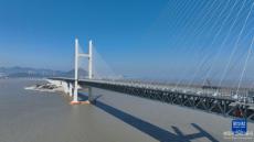 守护跨海大桥的春运