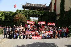 临湘劳模邀请劳动者拍“笑脸”，她们笑起来真好看！