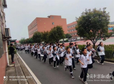 衡钢中学杨柳校区：推动“双减”落地，教育回归本真