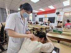 宁远县中医医院走进十二小开展健康知识讲座及义诊