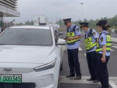 黄山市交通运输综合行政执法支队开展非法营运整治