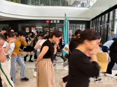 珠晖区：开展大型商超灭火演练 筑牢安全生产防护墙
