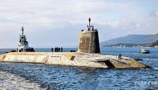 英国载140人核潜艇故障 险些舰毁人亡