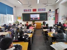 慈利县龙潭河镇中学：弘扬宪法精神 培育法治观念