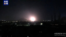 美英空袭也门首都萨那