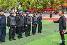 衡阳县第三中学联合县特警大队开展防恐防暴演练