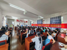 湖南常宁市罗桥镇：人大代表进校园 普法护“未”成长