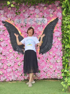 华新实验中学教师屈美玉：做一个点灯人，照亮青春前程