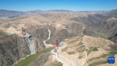 兰永临高速公路洮河大桥缆索吊装系统试吊成功