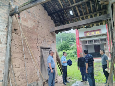洪桥街道：闻“汛”而动，联动排查织密汛防安全网