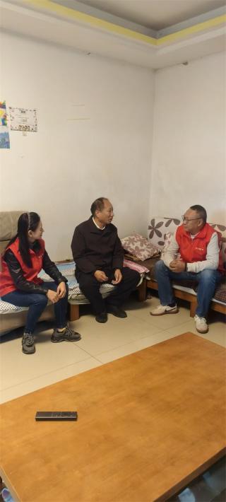 湖南祁东帮帮团助力武汉周女士与父亲“云庆生”