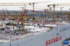 东方枢纽上海东站主站房混凝土主体结构封顶