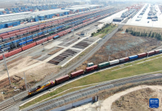 中欧班列“枢纽经济”展新姿