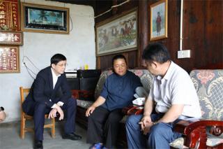 千里传爱，血压计筑牢苗乡健康防线