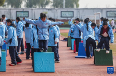 乡村中学打造“阳光大课间”