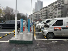 衡阳高科新年双站齐发，定义智能充电新标准