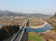 贵州台江：G211国道线老屯大桥建成通车