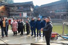 方召镇交汪村开展消防安全演练 筑牢传统古村落安全防线