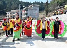 新春走基层丨湖南隆回民俗游龙闹新春“舞”出新年精气神