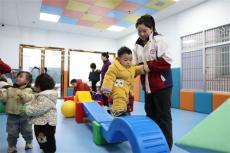 贵州天柱：探索“医育结合”模式 破解上班族带娃难题