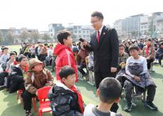 法治宣传进校园 学法守法促成长