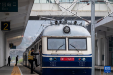 西十高铁湖北段启动联调联试