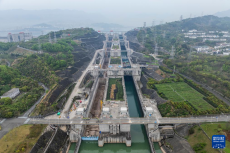 三峡南线船闸、葛洲坝二号船闸停航检修有序推进