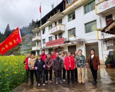 “红马甲”引来“众乡亲”人居环境整治的“双向奔赴”