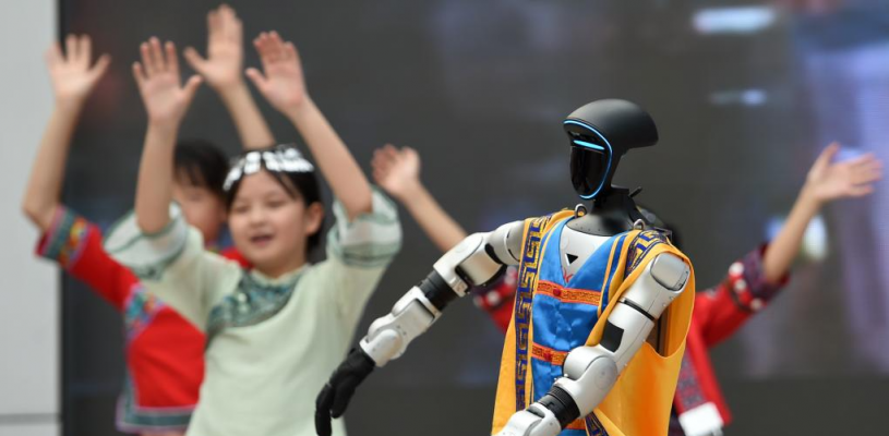 广西南宁：校园喜迎“三月三”