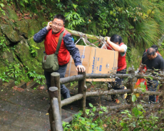 湖南东安：爱心进深山 致敬红色坚守