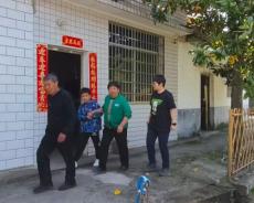 长沙县9岁男孩第一次有了“妈妈”的陪伴
