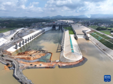 平陆运河全线通水