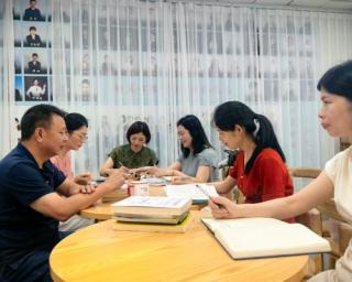 羽翼心理推出原创疗法 助力休学网境少年重启成长