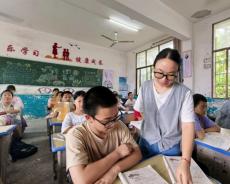 用爱与责任，筑就阳光教育梦