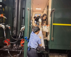 K769次列车沉着应对强降雨  保驾护航旅客安全乘降
