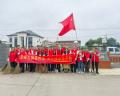 党建引领惠民生  亮化清杂迎双节